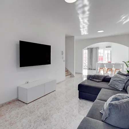 Bonita Casa Nina Con Jacuzzi Prázdninový dům *